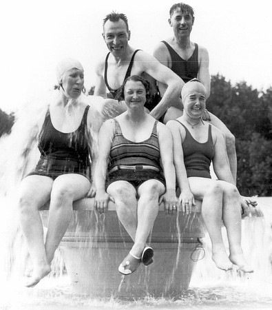Beckton Lido. Opening of West Ham Lido. August 1937. Mayor Daisy Parsons (centre).