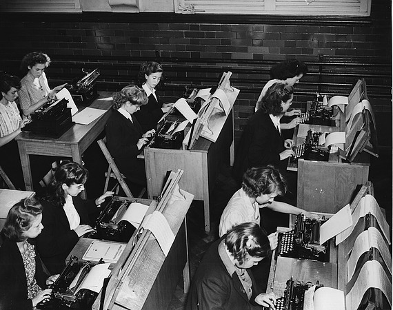 Stenographers at Monega School, East Ham. 1949