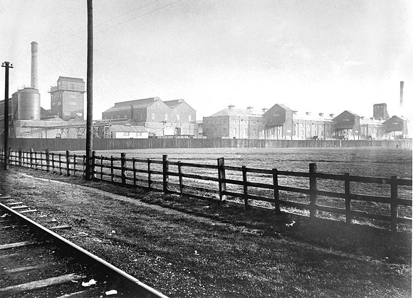 Silvertown. Brunner Mond Works. 1895.