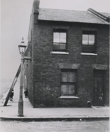 9 Broad Street, Stratford. 1903.