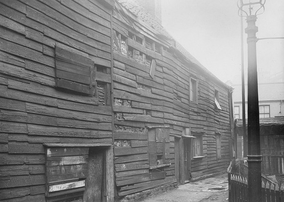 Wilton's Yard, Angel Lane, Stratford. 8 February 1934.