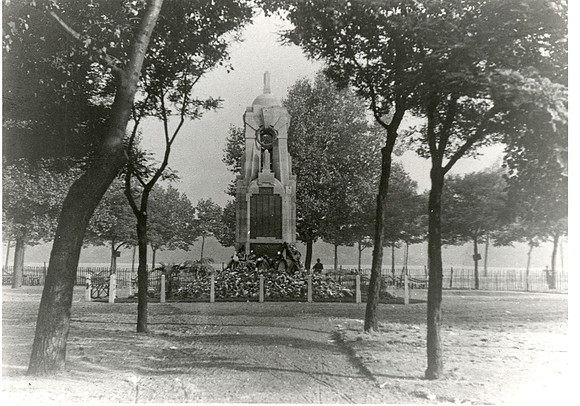 War Memorial. Central Park, East Ham.