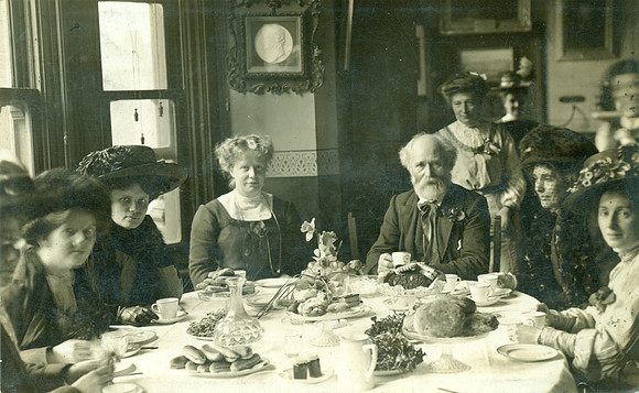 Keir Hardie entertaining lady delegates to tea in his Merthyr constituency.