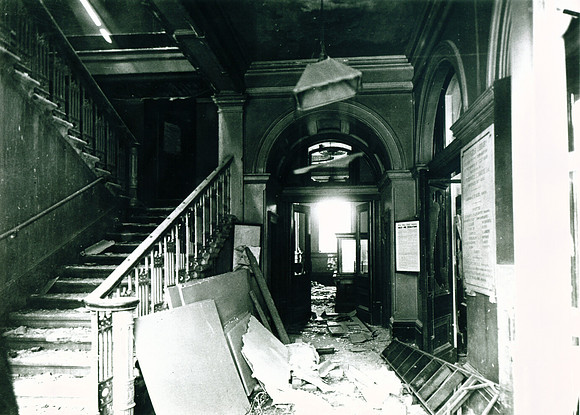 Canning Town Library. Bomb damage. 1941.