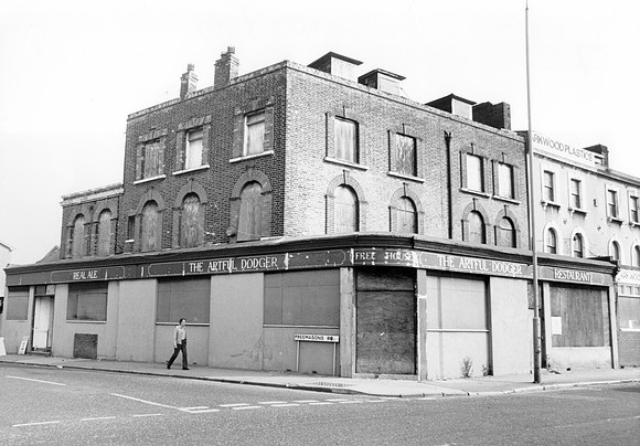 Artful Dodger (formerly Royal Dock Tavern), Victoria Dock Road.